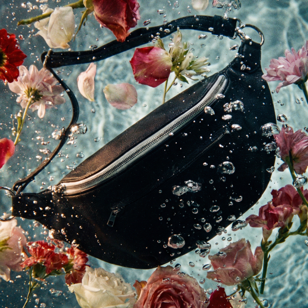 Zendira Saturday bag underwater with flowers