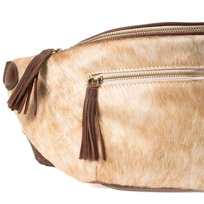 Side profile of the Jessie Harrison x Zendira concealed carry crossbody