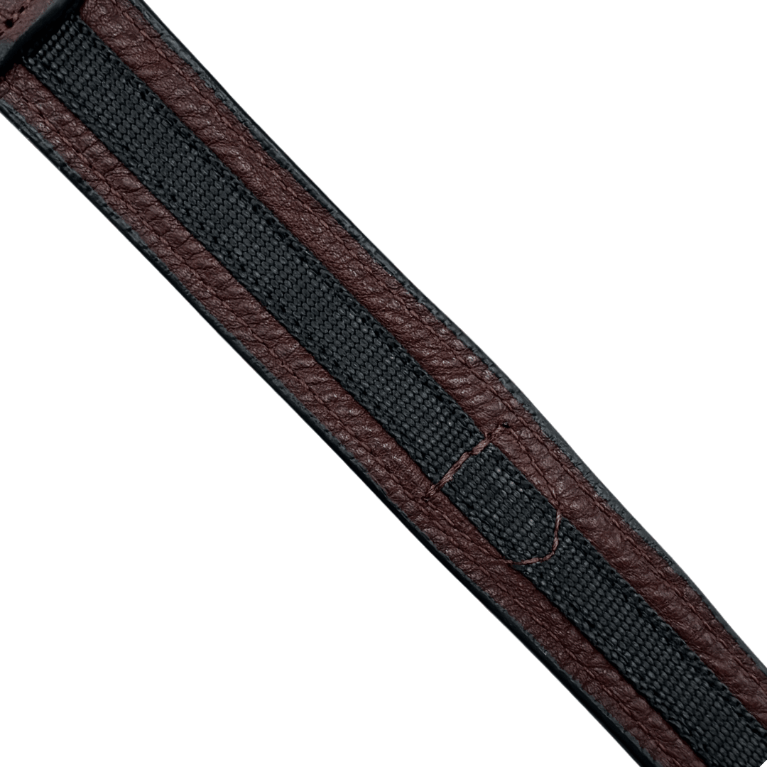 Cut resistant leather strap and hardware detail on the Zendira Saturday concealed carry crossbody