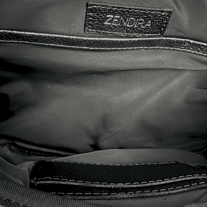Close up nterior view of the Zendira Saturday concealed carry crossbody